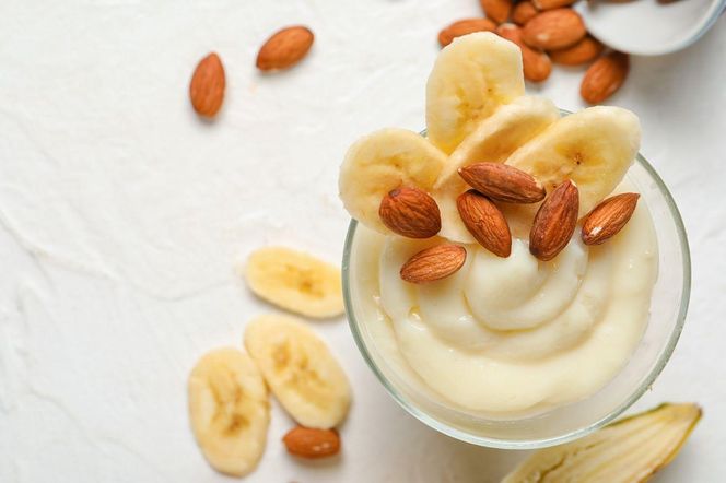 domowy budyń bananowy