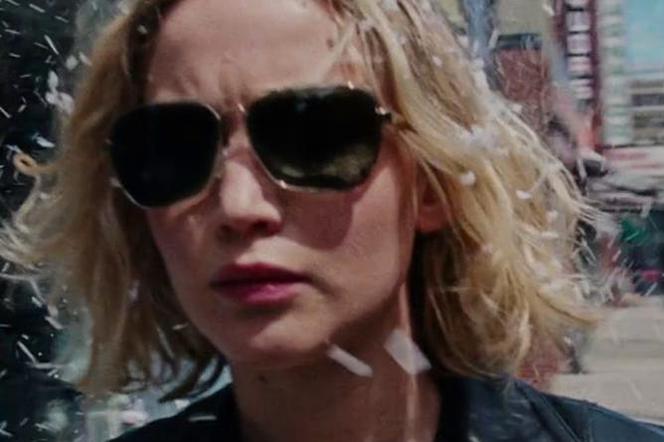 Joy, czyli trudne życie Jennifer Lawrence. Rozszerzony zwiastun pokazuje mnóstwo nowości