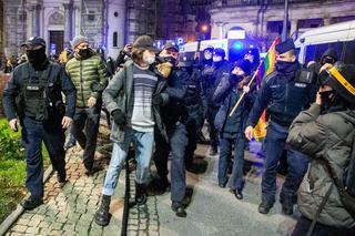 Barbara Nowacka w marszu kobiet w kolejnym dniu protestu