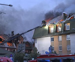 Pożar bloku w Ząbkach. Przerażające zdjęcia z miejsca tragedii