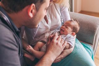 Kłopoty z trawieniem u niemowląt: 7 najczęstszych problemów