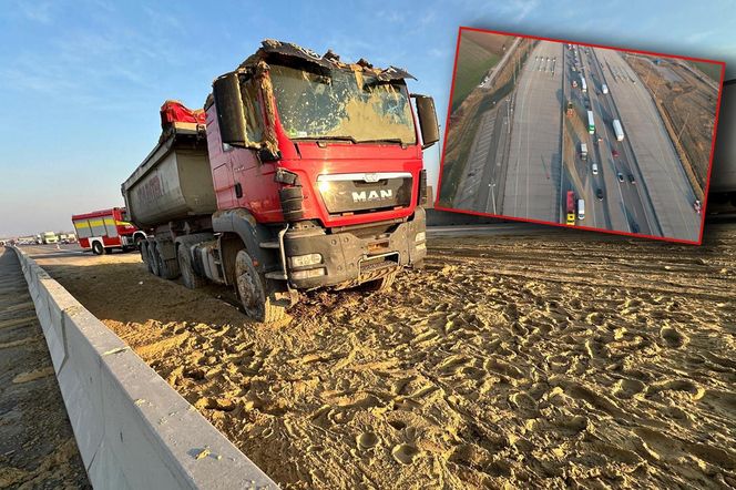 Potężny chaos na autostradzie A2. Na jezdnię i auta wysypały się tony piachu. Korek ma ponad 10 km