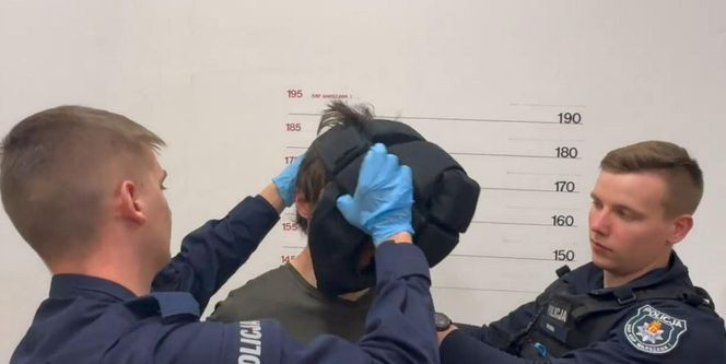 Zabójstwo na kampusie UW. Policja opublikowała wstrząsające nagranie. Pokazali wszystko