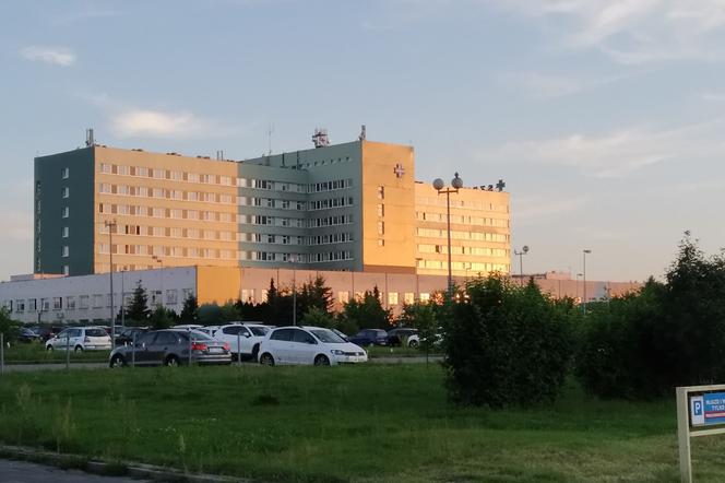 Mazowiecki Szpital Specjalistyczny: Neurologia i oddział płucny wstrzymały przyjęcia
