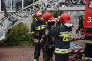 Pożar mieszkania w bloku w Lublinie. Kobieta z ciężkimi obrażeniami trafiła do szpitala