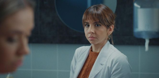 M jak miłość odc. 1867. Aneta (Ilona Janyst), pielęgniarka Laura (Klaudia Kulinicz)