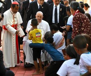 Tak kochają papieża Franciszka. Całe miasto opustoszało, wszyscy idą na mszę. Może być niemal milion osób!