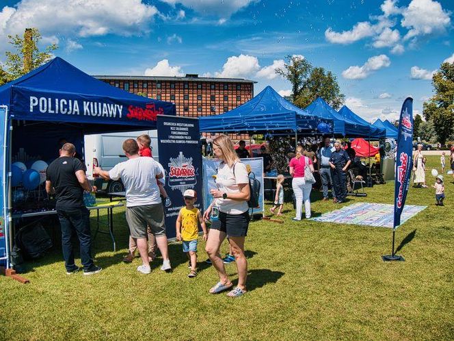 Bydgoszcz świętuje z policją. „Ratujecie nasze życie, bronicie go” – wzruszające słowa podczas uroczystości