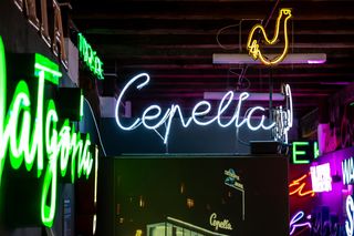 Neony z Muzeum Neonów w Warszawie