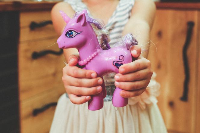Dzień Dziecka 2020: Biedronka przygotowała promocję na zabawki i rozdaje vouchery na zakupy