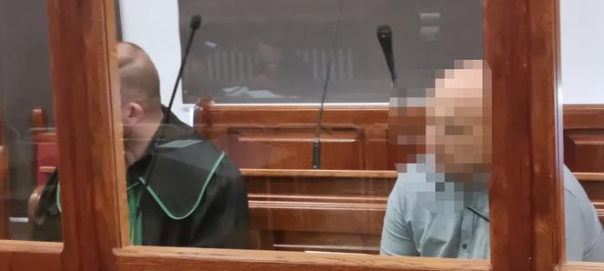 Mieli zlecić zabójstwo policjanta? Obaj stanęli przed sądem w Koszalinie. Co im grozi?