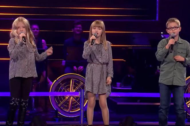 The Voice Kids – najmłodsze dzieci śpiewają 'Kasztany'. Wzruszyli wszystkich do łez! 