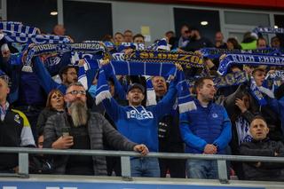 Smutne pożegnanie Ruchu Chorzów. Kibice dojechali na mecz z Pogonią, ale piłkarze już nie ZDJĘCIA