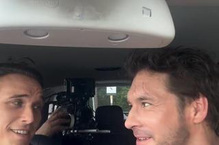 M jak miłość nowy sezon na planie. Marcin (Mikołaj Roznerski), Olek (Maurycy Popiel)