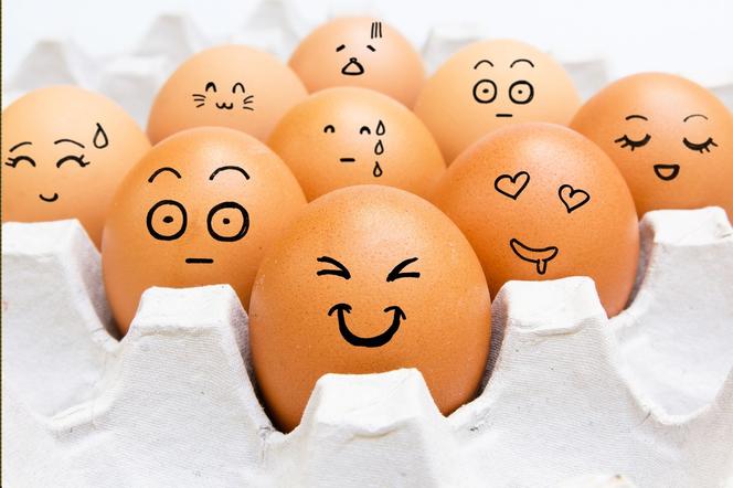 Wielkanoc 2023: pisanki. Jak zrobić? Najlepsze 'nerdowe' inspiracje na świąteczne jajka!
