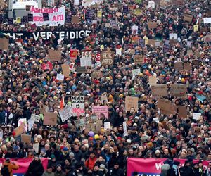 Chaos w Niemczech. 700 tysięcy osób wyszło na ulice! Tak źle jeszcze nie było?