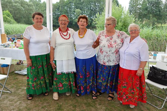 Niezwykły piknik przy Stawie w Lasocinie. Zobacz zdjęcia i relację! #DziałamyRazem