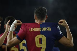 FC Barcelona - Brest RELACJA NA ŻYWO: 100 goli Lewandowskiego w Lidze Mistrzów! Historyczna chwila