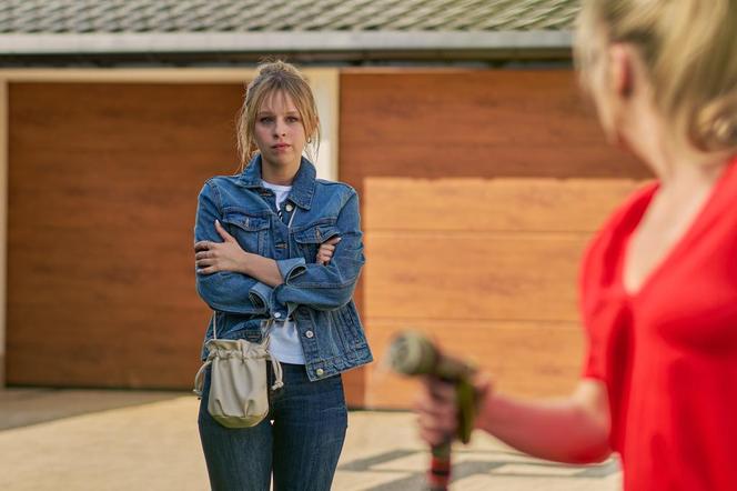 Na Wspólnej odc. 3696: Klara Myszkowska (Arleta Lemańska), Ala (Jowita Chwałek)