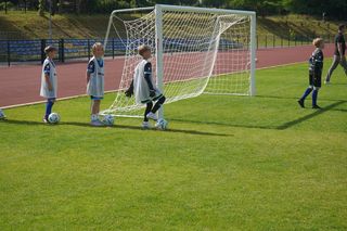 Młodzi piłkarze z całej Polski trenują w Szczecinku