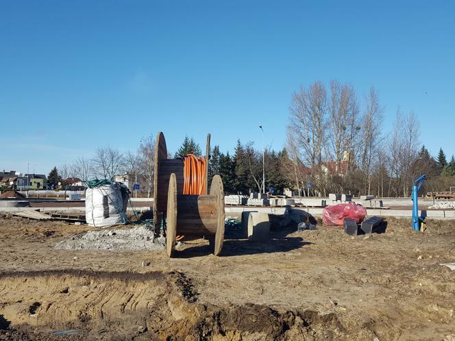 Budowa ronda na skrzyżowaniu Szybowników z Wolińską w Lesznie