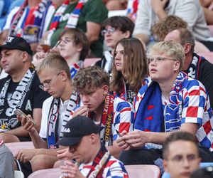 Górnik Zabrze - Termalica Nieciecza. Niesamowita atmosfera na Arenie Zabrze! Kibice Górnika dopingują swoją drużynę