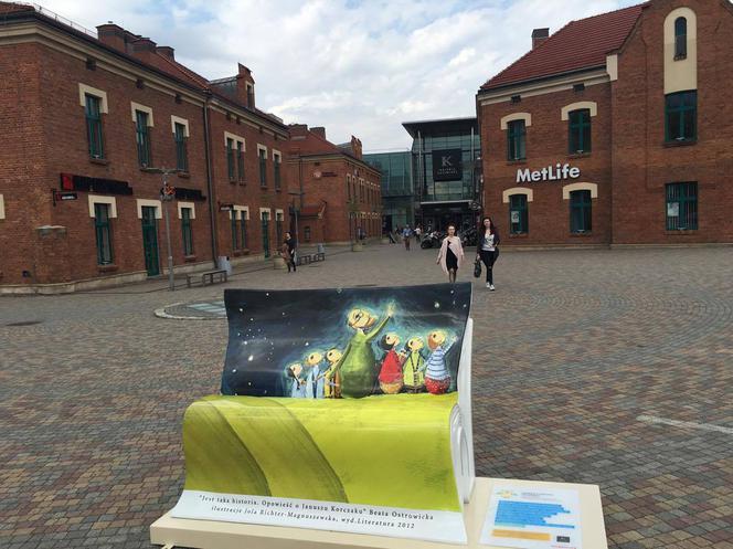 "Zaczytana" Galeria Kazimierz: Wielka Zbiórka Książek i inspirująca... ławka!