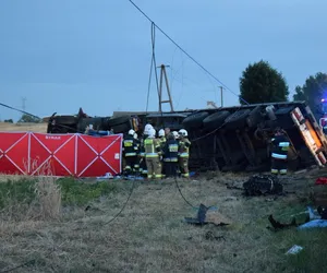 Opona tira zabiła Krzysztofa! Jego żona i córka walczą o życie