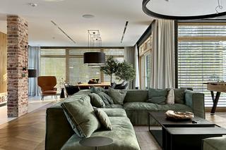 Dom w drewnie i zieleni