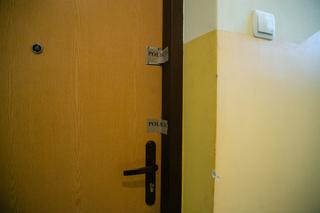 Monika P. dźgnęła Janusza nożem w serce. Mija rok od rodzinnej masakry na Woli