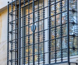 Kamienica na ul. Konopnickiej 5 w Warszawie