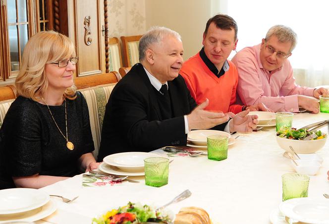 Kaczyński przerywa kampanię... żeby prowadzić kampanię