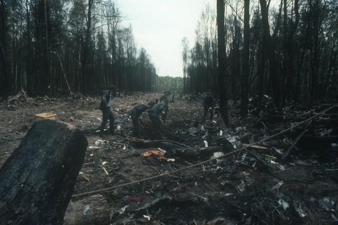 Potworna katastrofa samolotu w Lesie Kabackim. Zginęły 183 osoby