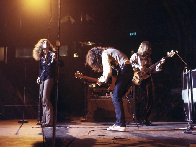 Led Zeppelin