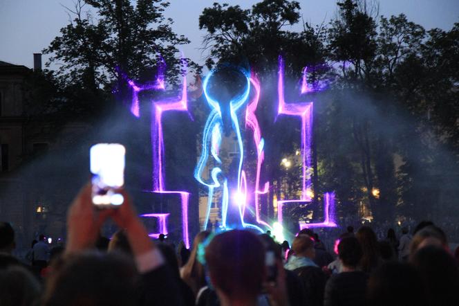 Spektakularne pokazy na fontannie multimedialnej w Lublinie