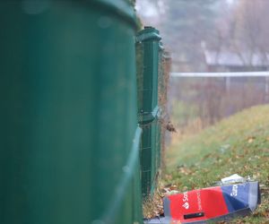 Huk, chaos i... pusta kasa! Złodzieje wysadzili bankomat i uciekli bez łupu!