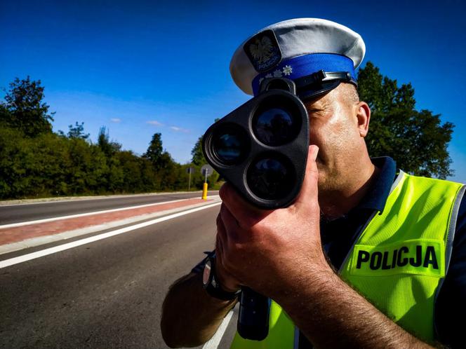 Policja prowadzi wzmożone kontrole na drogach