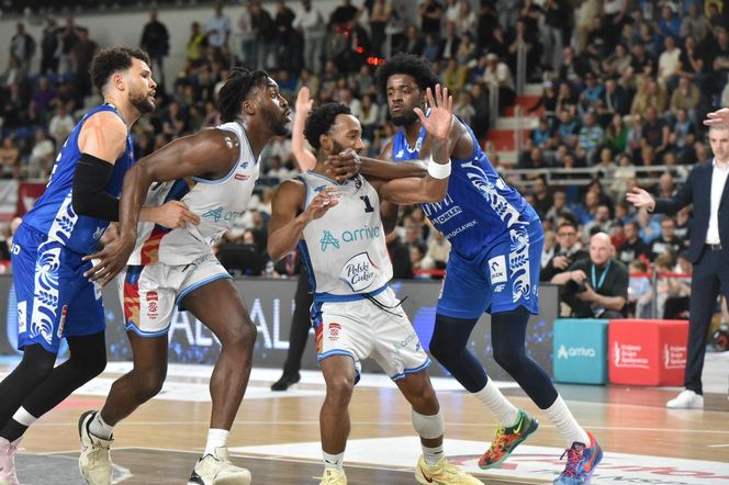 Arriva Polski Cukier Toruń - Anwil Włocławek, zdjęcia kibiców i zawodników z 4. meczu fazy play-off Orlen Basket Ligi