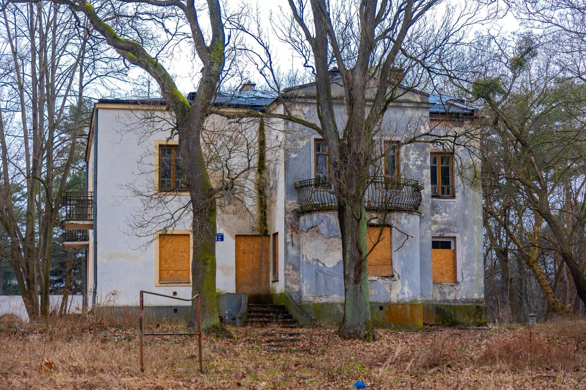 Konstancin-Jeziorna. Opuszczone wille - zobacz zdjęcia rezydencji, które kiedyś zachwycały