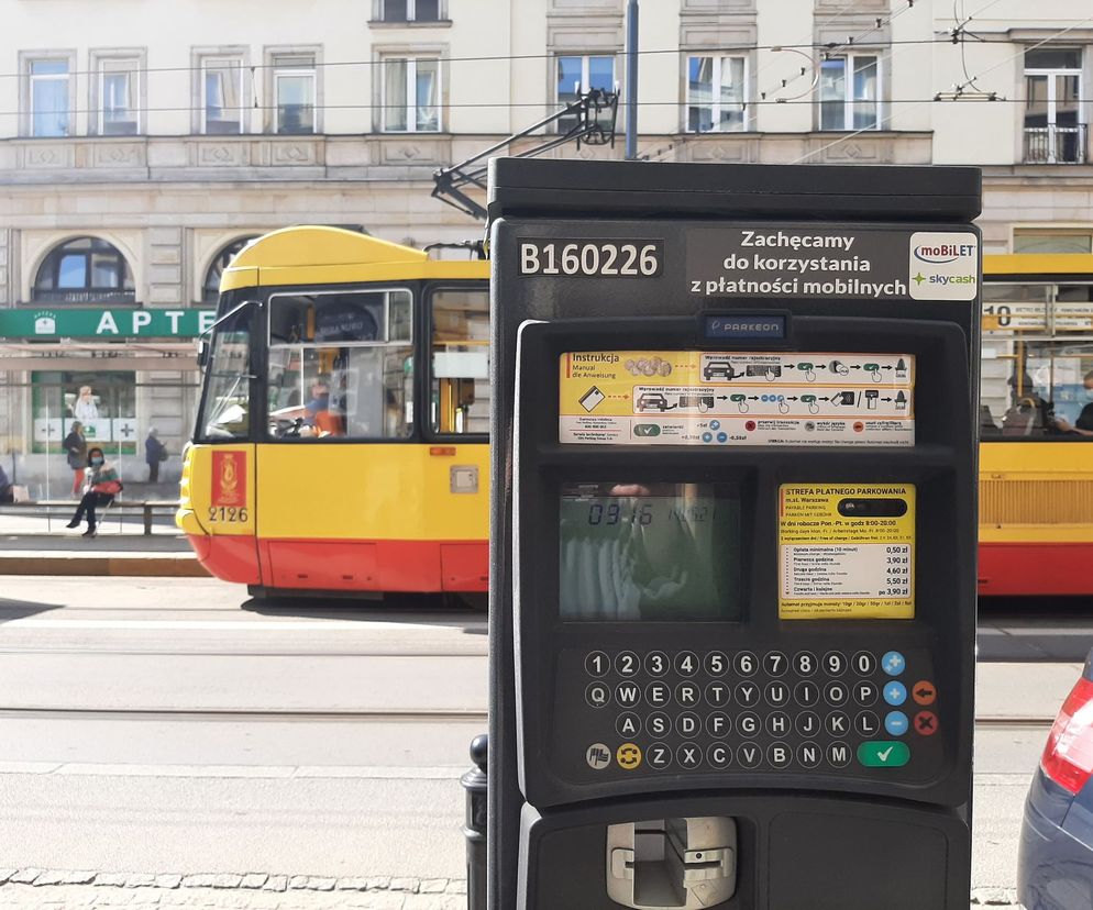 Tramwaj i parkomat