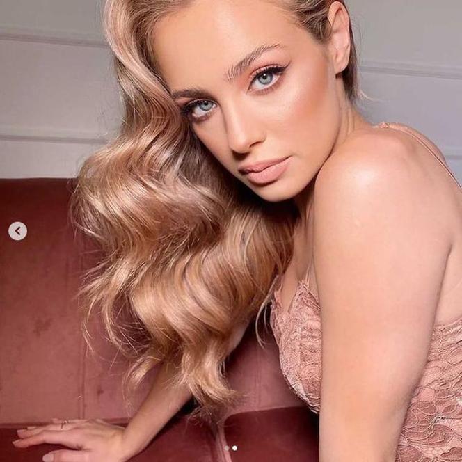 Wiktoria Gąsiewska w bieliźnie