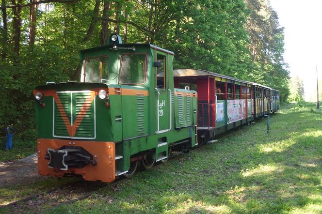 Starachowicka wąskotorówka poleca się na majówkę