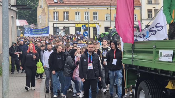 Kortowiada 2025. Parada Wydziałów rozpoczęła juwenalia. Zobacz zdjęcia!