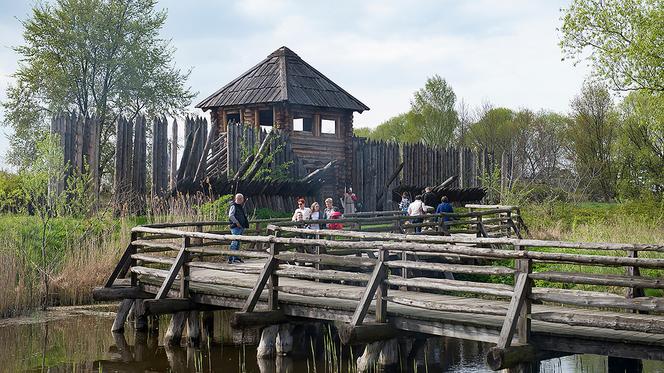 7. Kaliski Gród Piastów Zawodzie