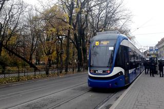 Kraków: ZIKiT postanowił ograniczyć... prędkość tramwajów na łukach [AUDIO]