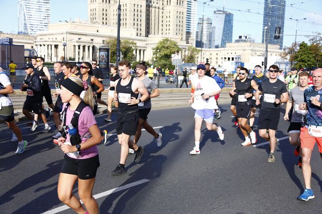 Uczestnicy 46. edycji Nationale-Nederlanden Maratonu Warszawskiego