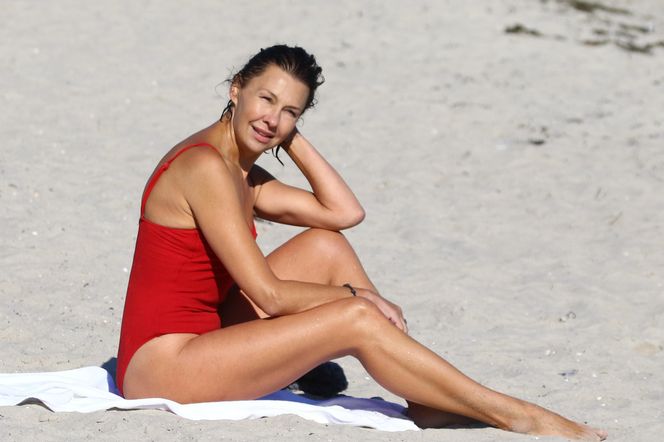 Anna Popek pracuje w zimnym morzu