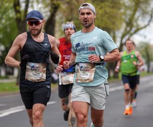 Wings for Life 2023. Tysiące biegaczy na ulicach Poznania