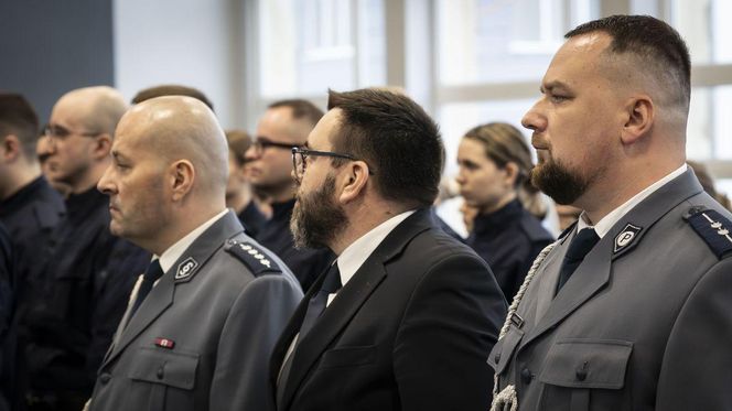 Gdańsk ma nowych policjantów. Złożyli ślubowanie [GALERIA]