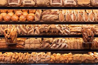 O ile podrożał chleb? Ceny pieczywa z 2020 i 2022 roku